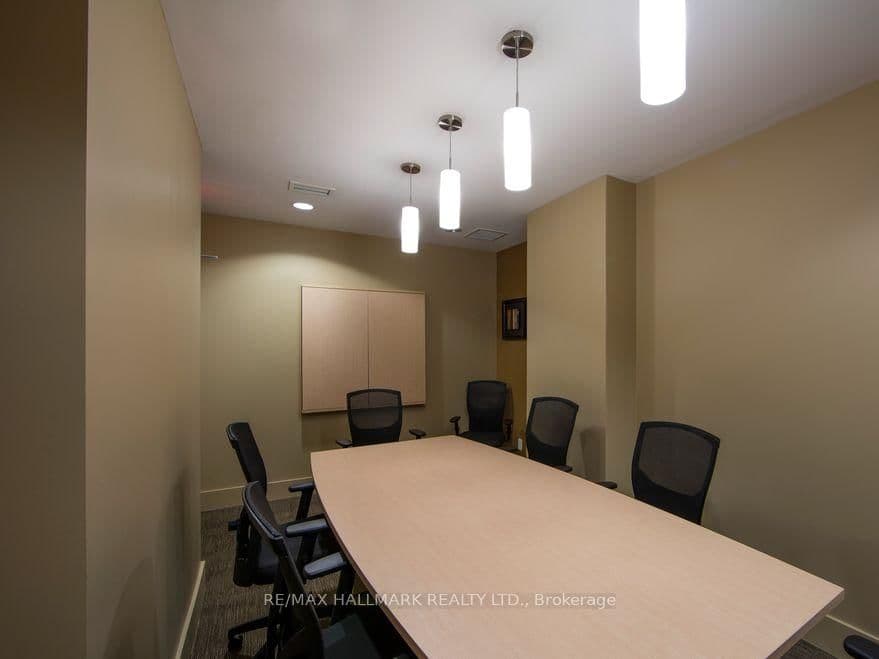 5191 Dundas Street W, Unit 711 thumbnail 15