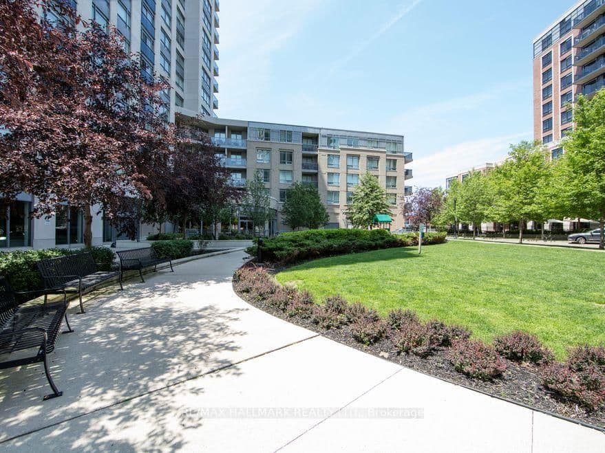 5191 Dundas Street W, Unit 711 thumbnail 25
