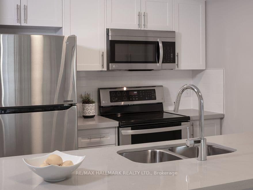 5191 Dundas Street W, Unit 711 thumbnail 8
