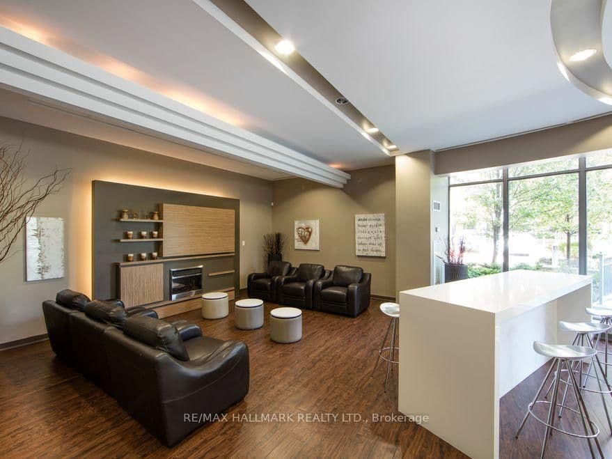 5191 Dundas Street W, Unit 207 thumbnail 13