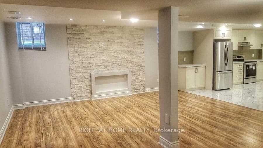 84 Rising Hill Ridge, Unit 2 thumbnail 8
