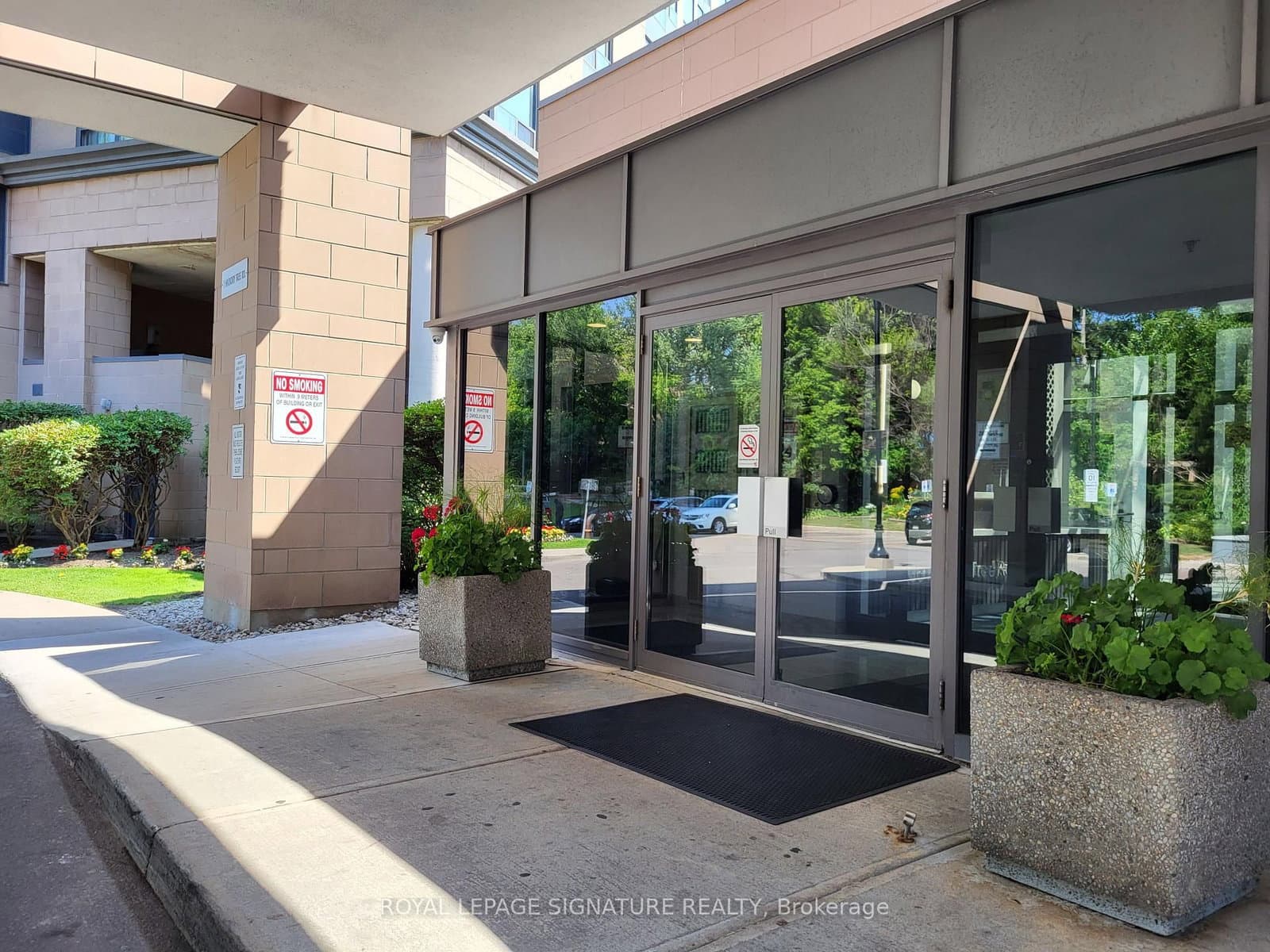 1 Hickory Tree Road, Unit 1207 thumbnail 3