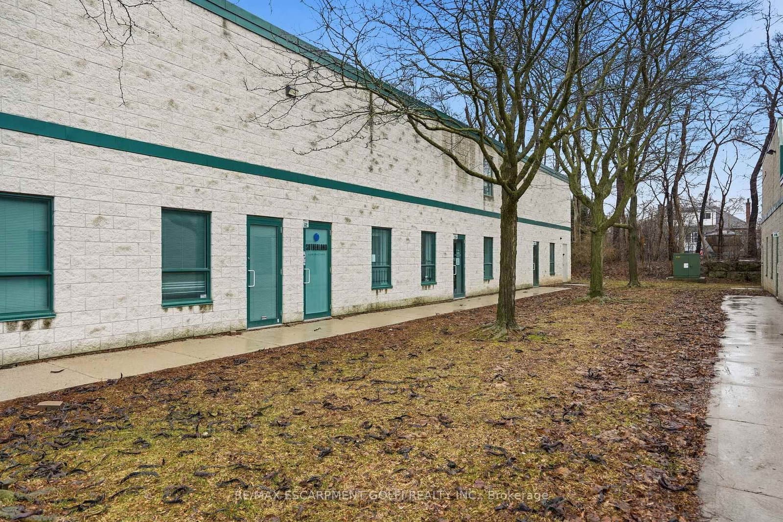 1038 Cooke Boulevard, Unit 3 thumbnail 3