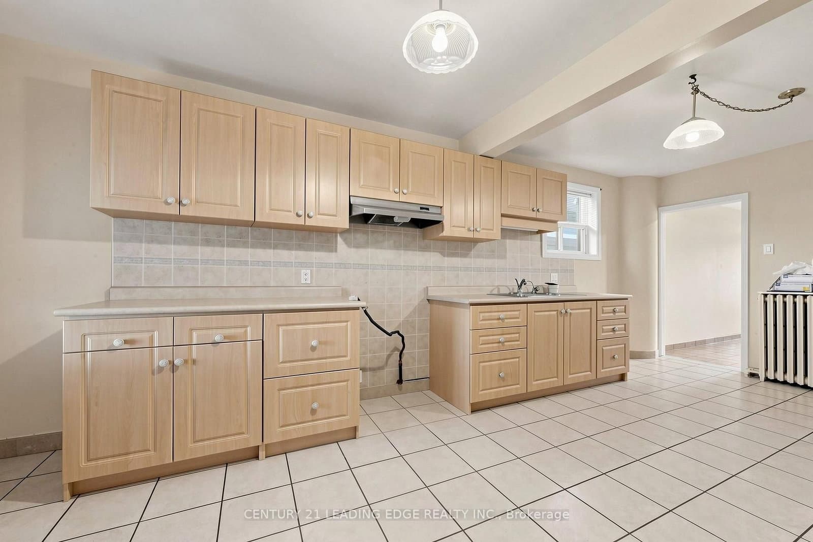 180 Gilbert Avenue thumbnail 13