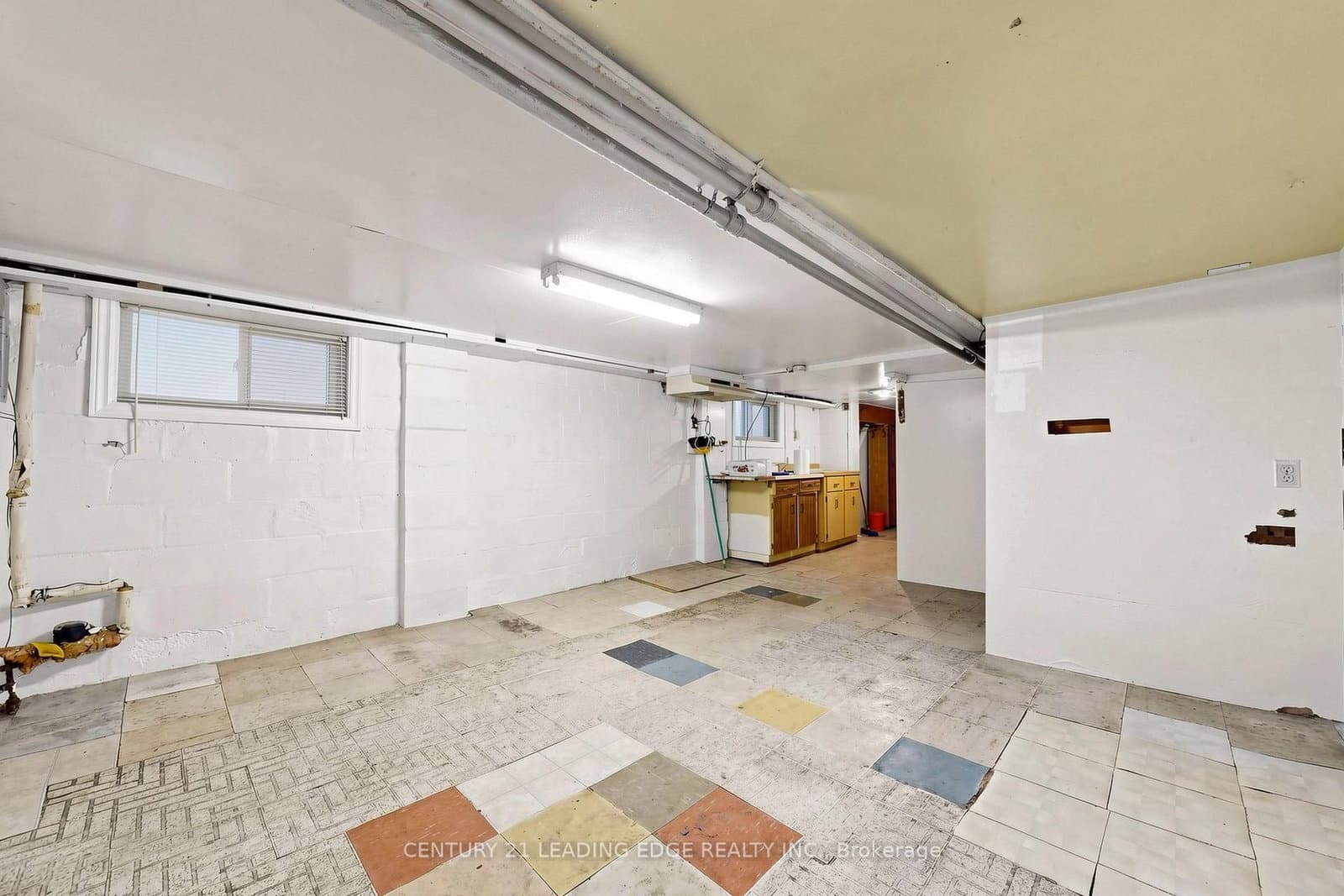 180 Gilbert Avenue thumbnail 22