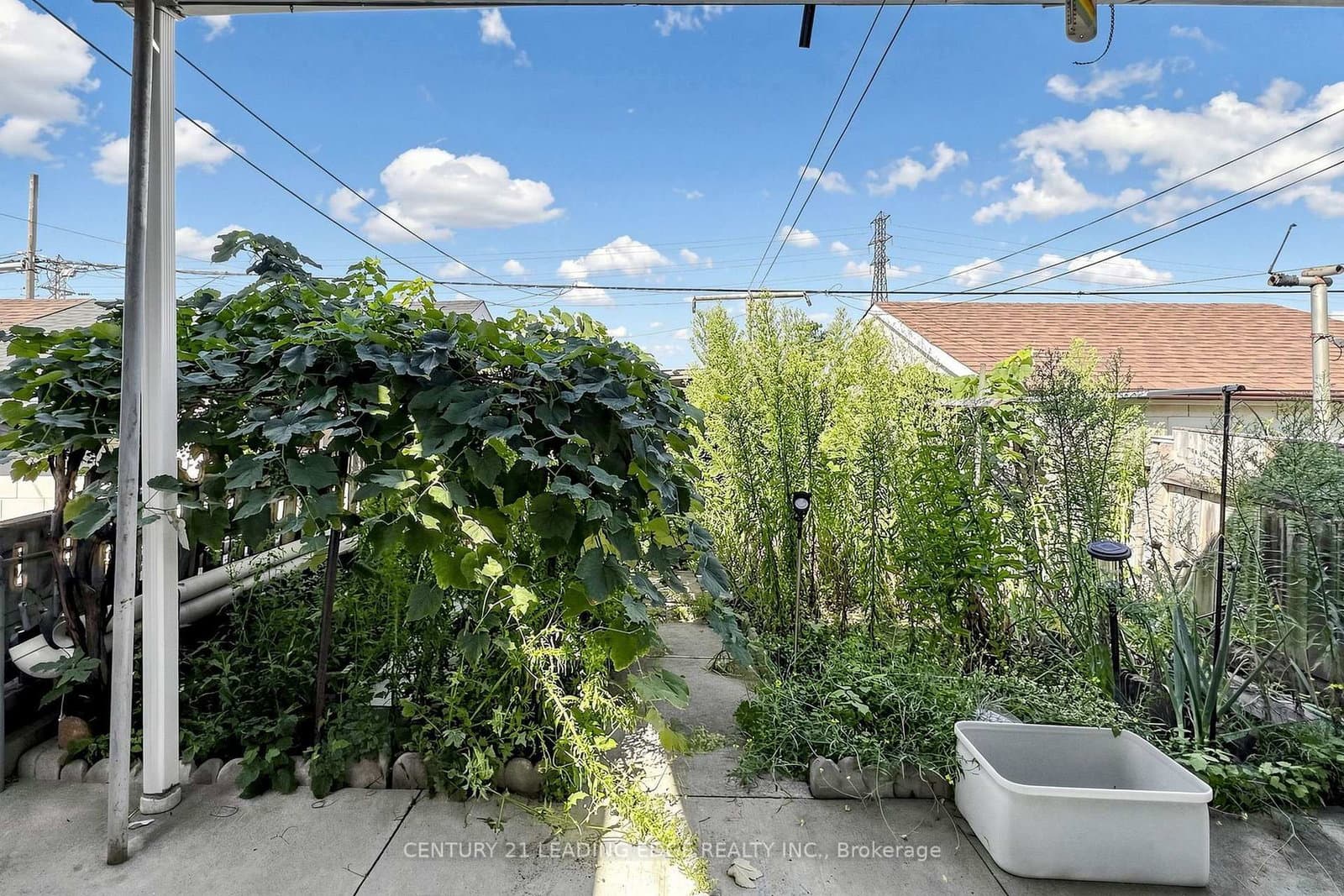 180 Gilbert Avenue thumbnail 33