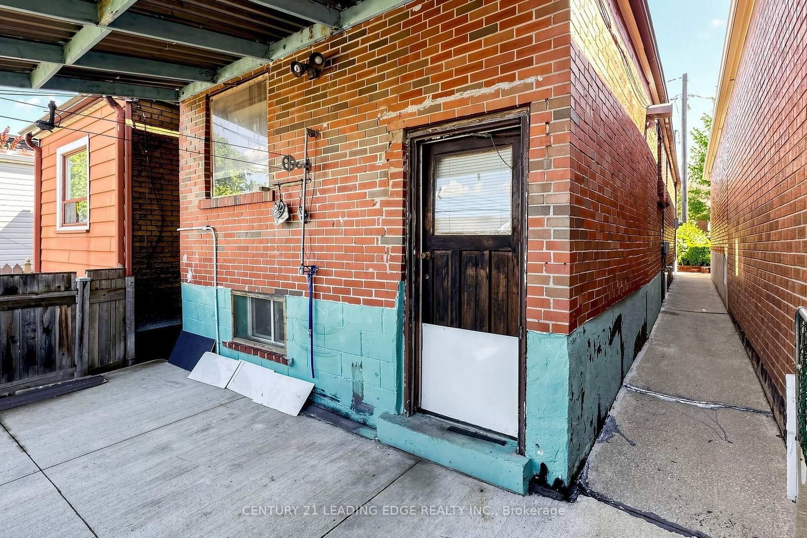 180 Gilbert Avenue thumbnail 35