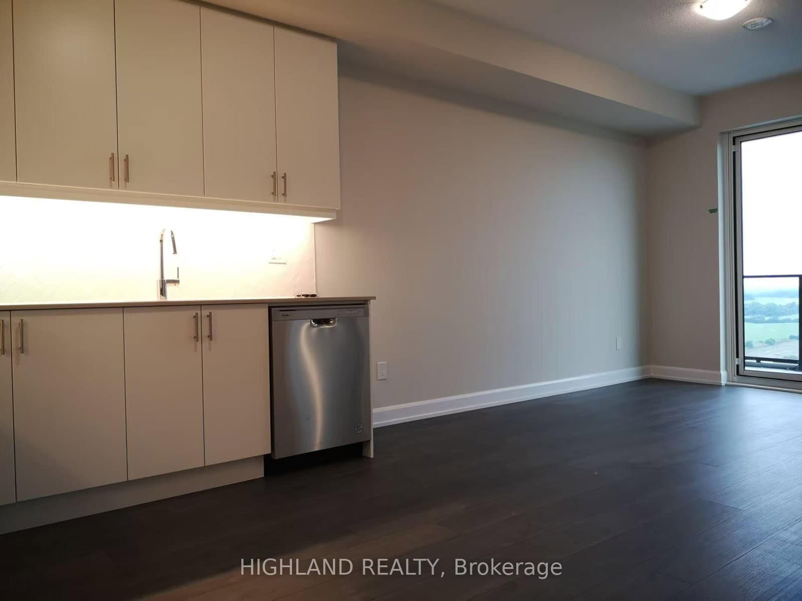 3220 William Coltson Avenue, Unit 2006 thumbnail 6