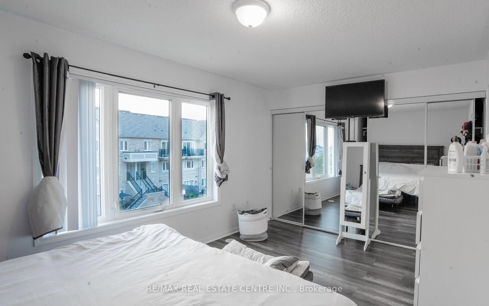 250 Sunny Meadow Boulevard, Unit 77 thumbnail 29