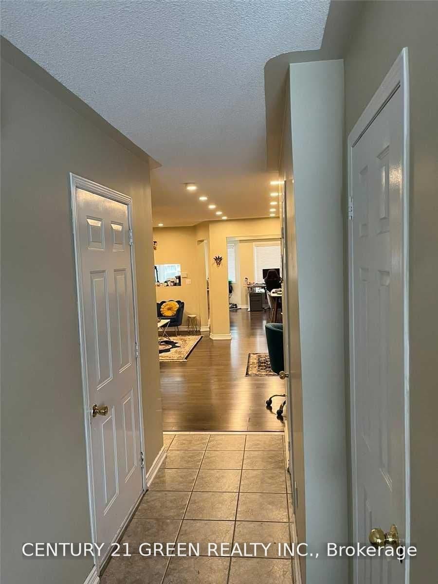 181 Manley Lane, Unit (Upper) thumbnail 14