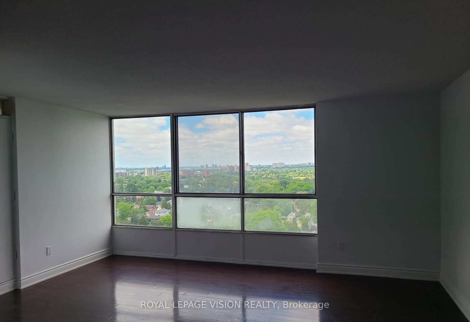 10 Martha Eaton Way S, Unit 2107 thumbnail 10