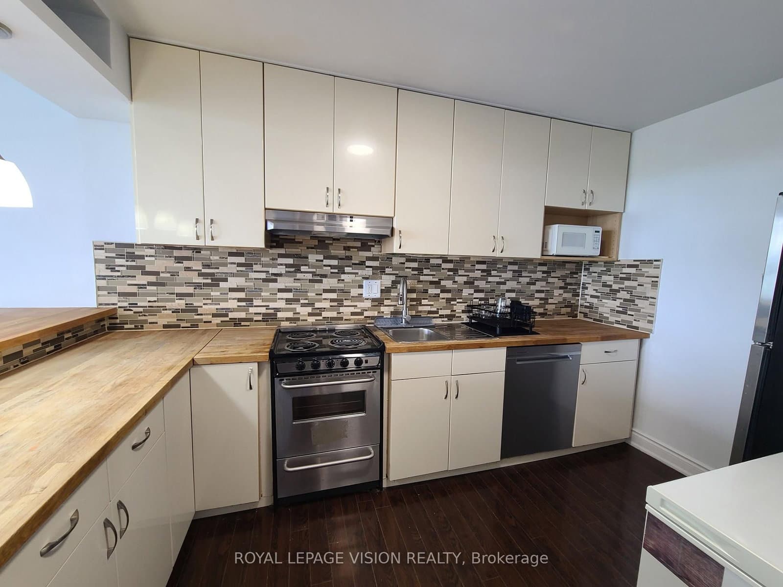 10 Martha Eaton Way S, Unit 2107 thumbnail 15