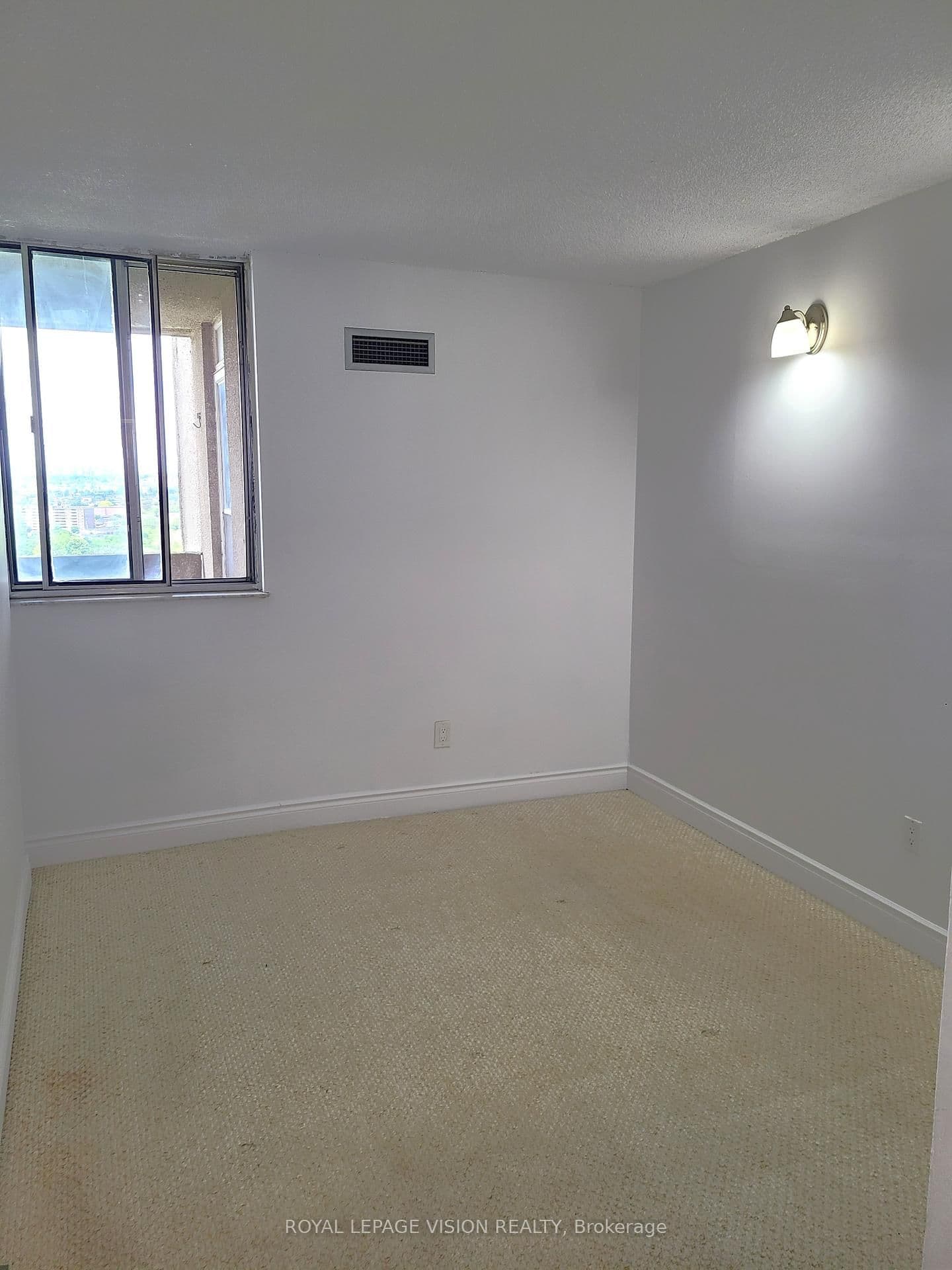 10 Martha Eaton Way S, Unit 2107 thumbnail 24
