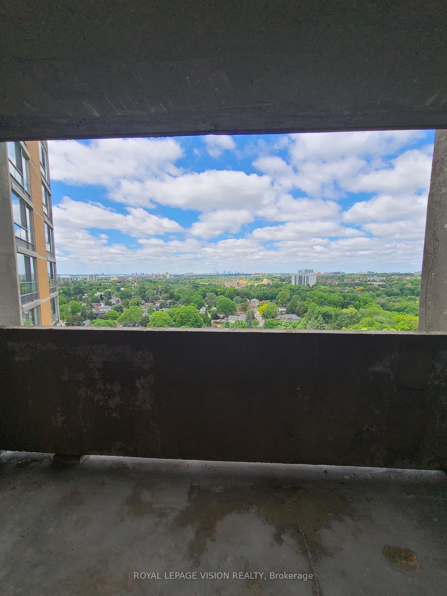 10 Martha Eaton Way S, Unit 2107 thumbnail 35