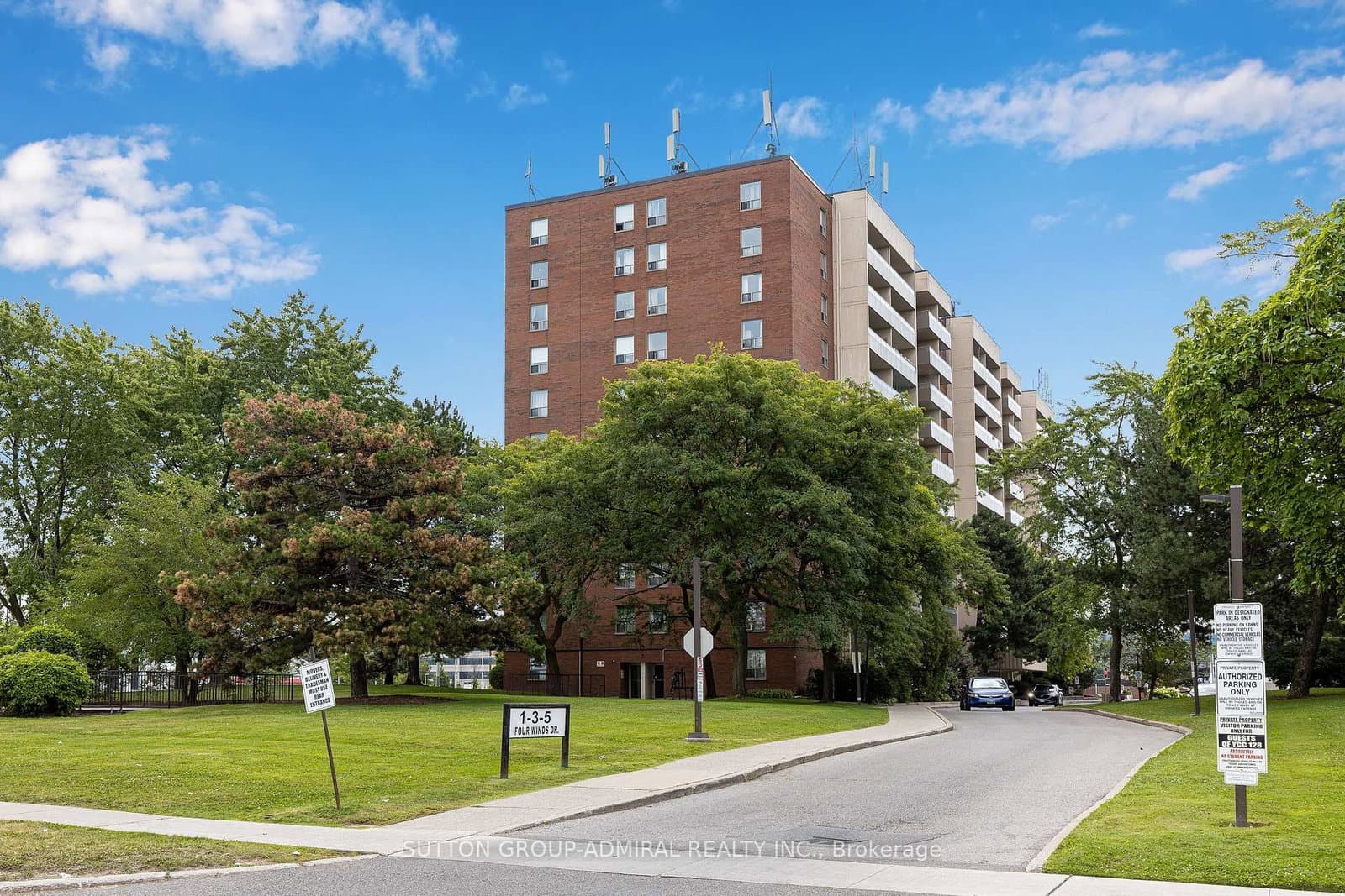 1 Four Winds Drive, Unit 513 thumbnail 4