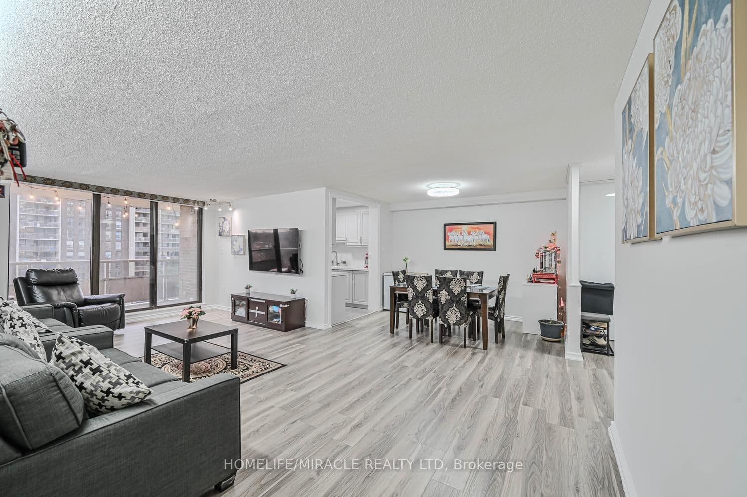 4 Kings Cross Road, Unit 602 thumbnail 16