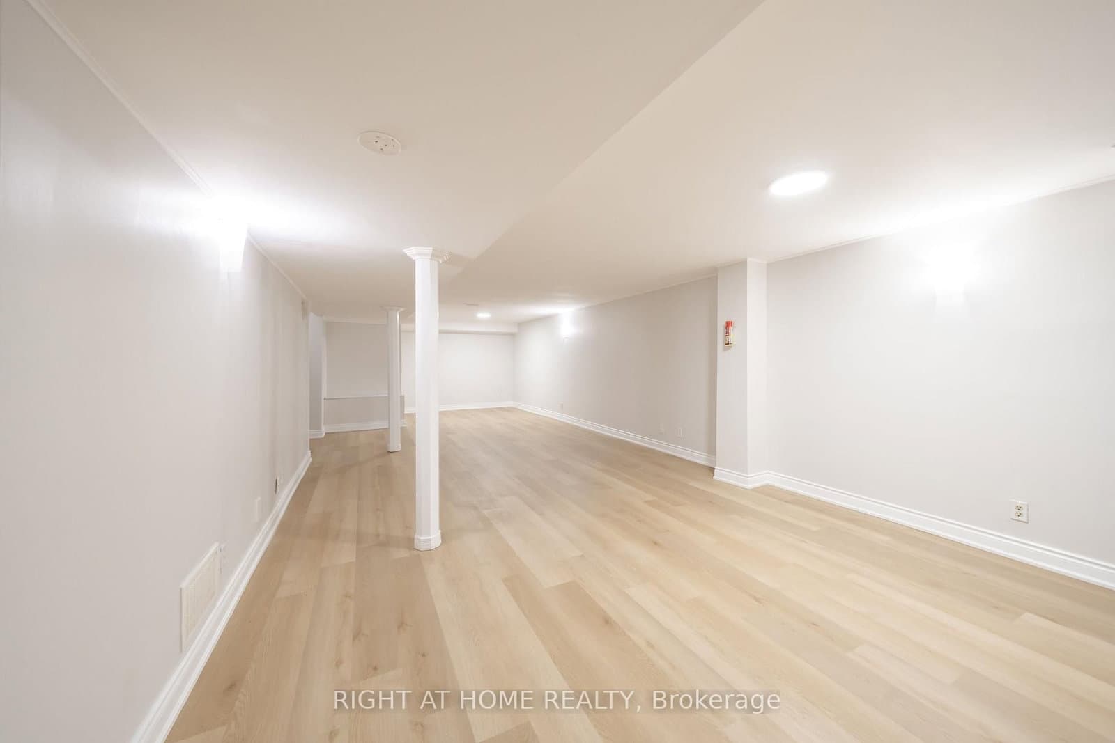 345 Mill Street S thumbnail 38