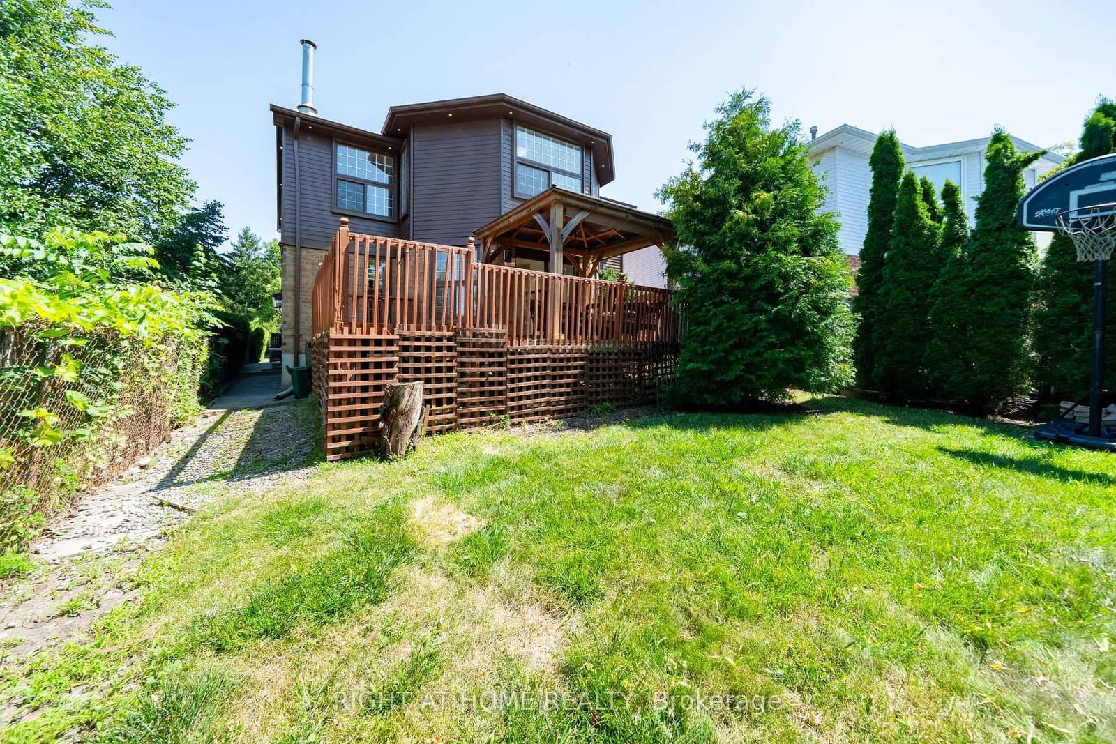 345 Mill Street S thumbnail 41
