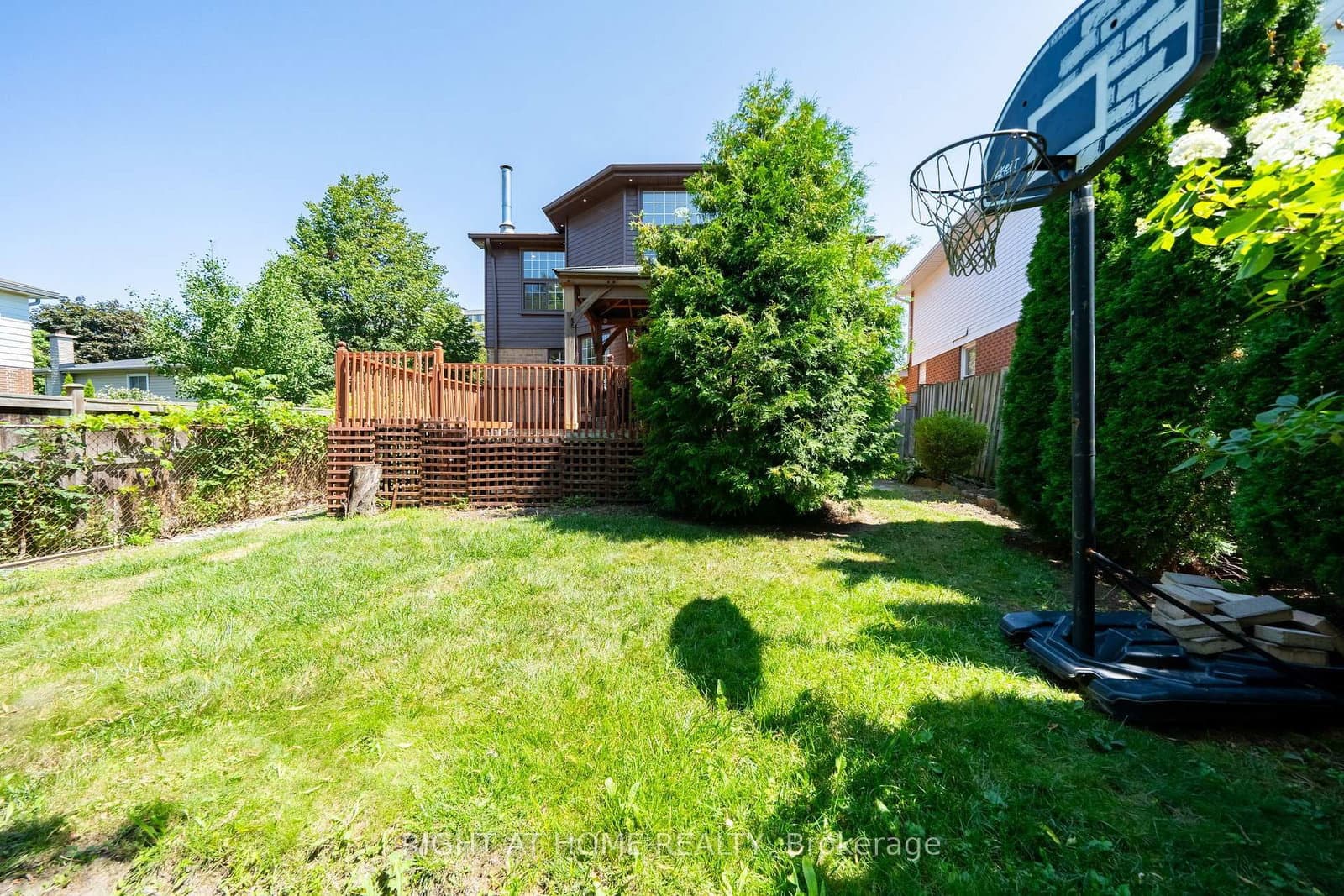 345 Mill Street S thumbnail 42