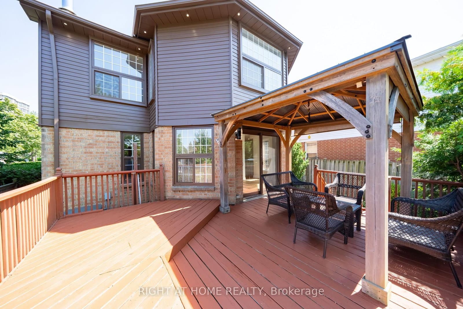 345 Mill Street S thumbnail 46