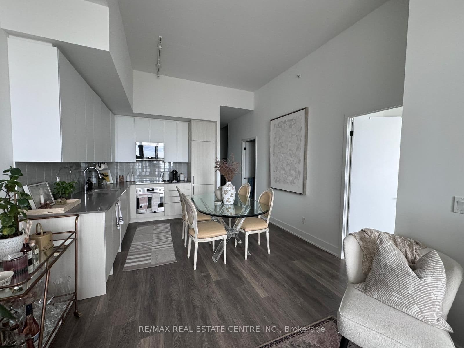 2481 Taunton Road, Unit 308 thumbnail 11