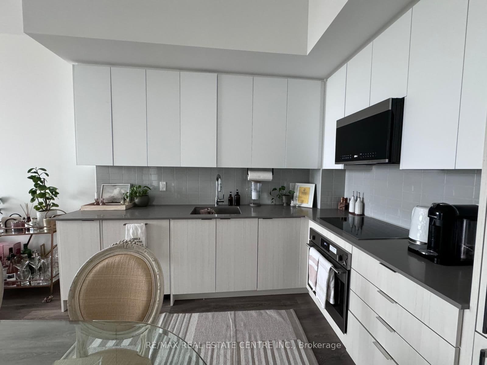 2481 Taunton Road, Unit 308 thumbnail 12