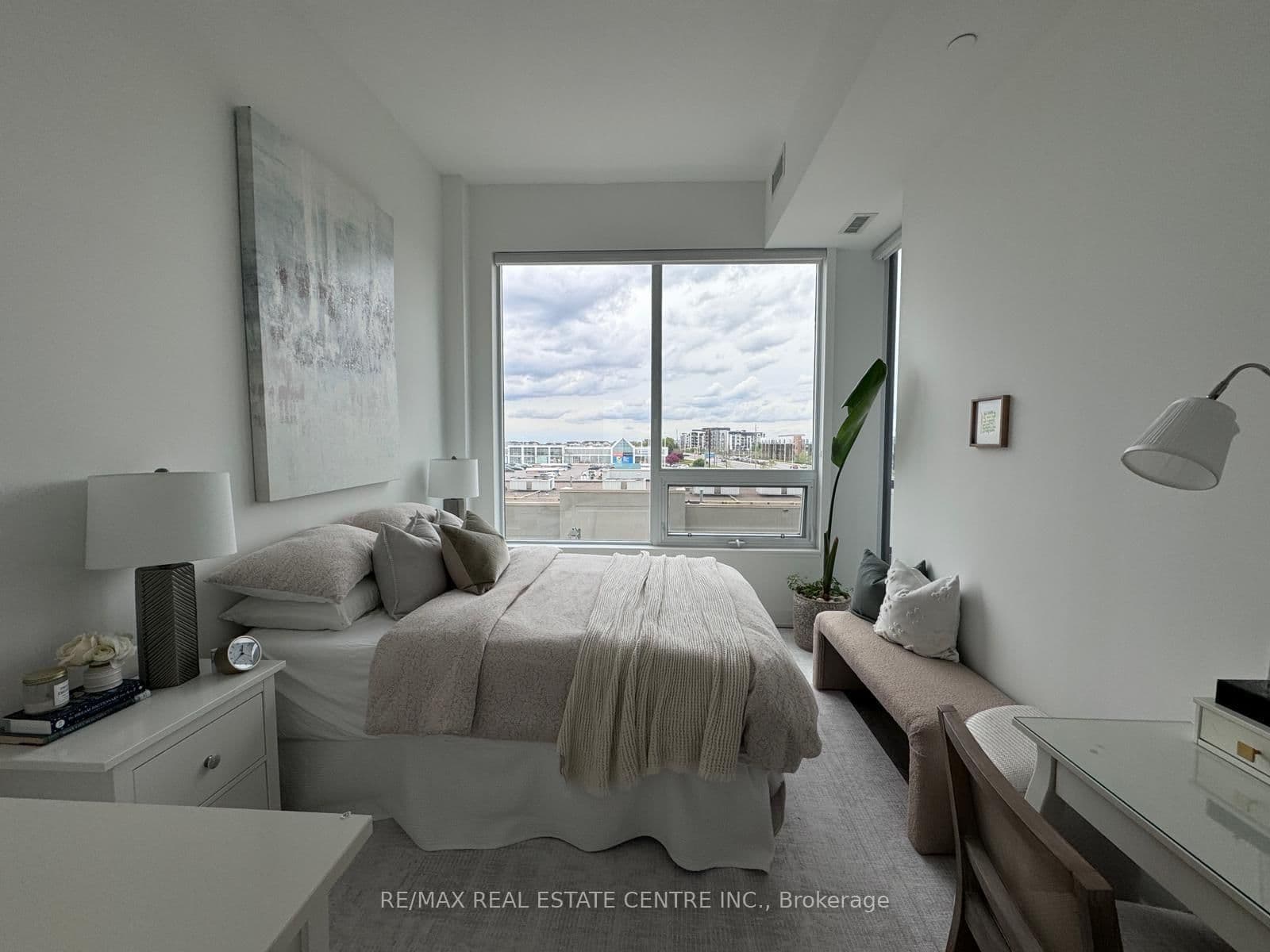 2481 Taunton Road, Unit 308 thumbnail 18