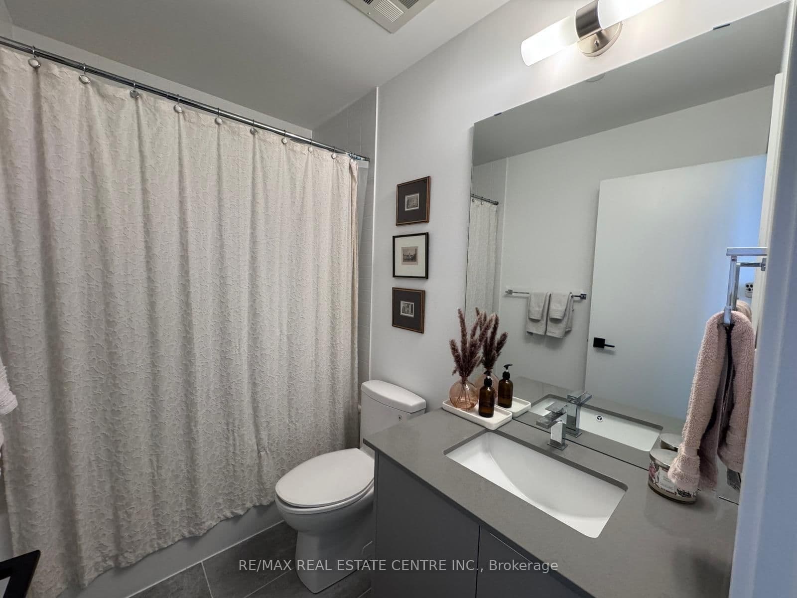 2481 Taunton Road, Unit 308 thumbnail 21