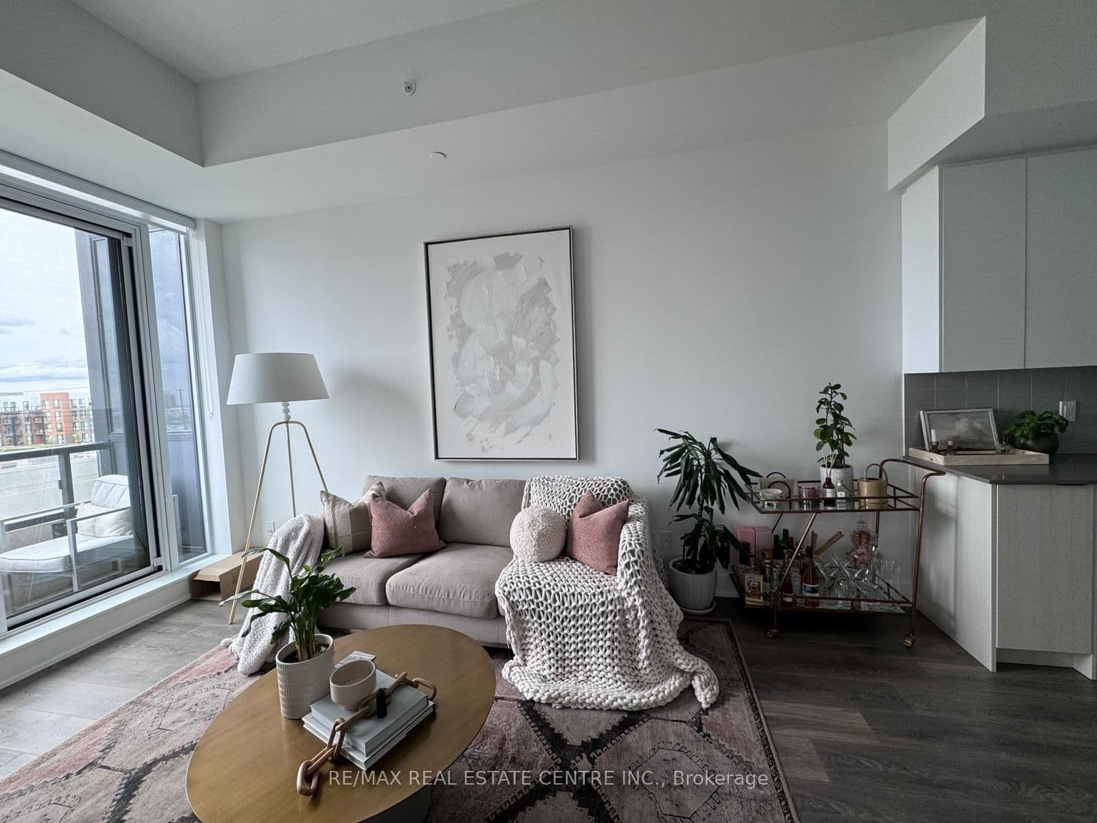 2481 Taunton Road, Unit 308 thumbnail 6