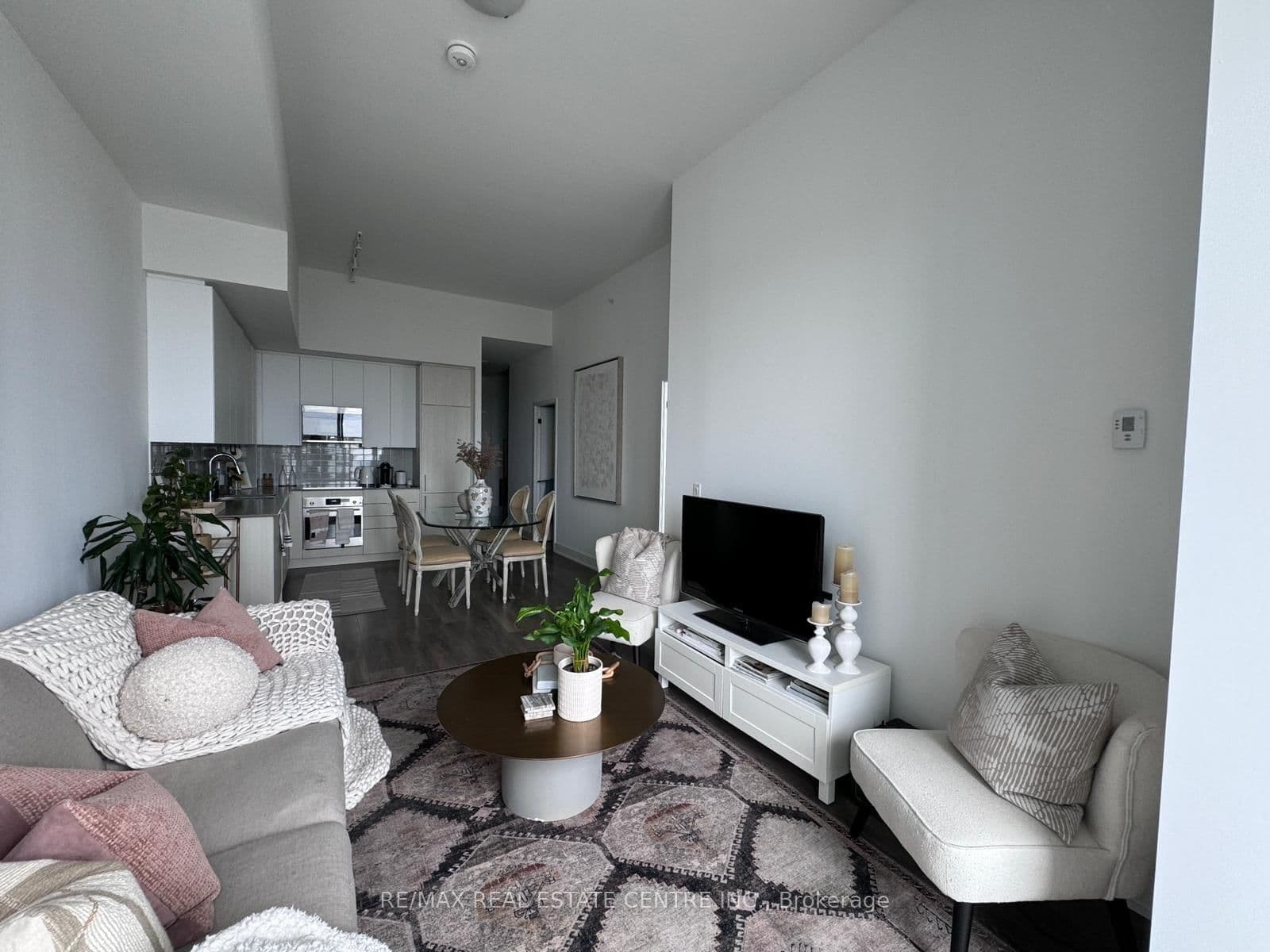 2481 Taunton Road, Unit 308 thumbnail 8