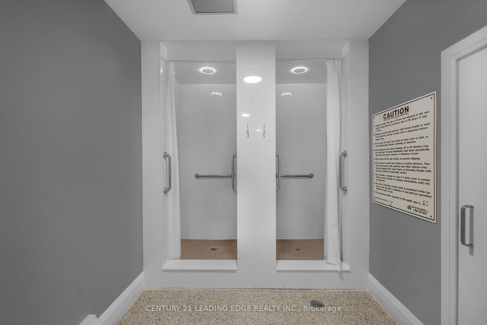 442 Maple Ave Avenue, Unit 403 thumbnail 3