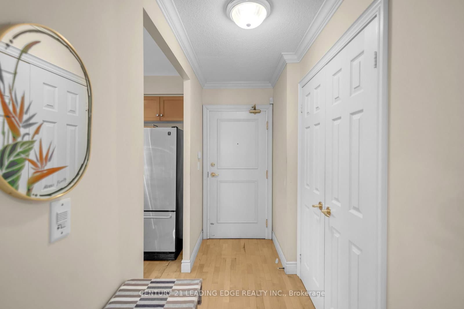 442 Maple Ave Avenue, Unit 403 thumbnail 31
