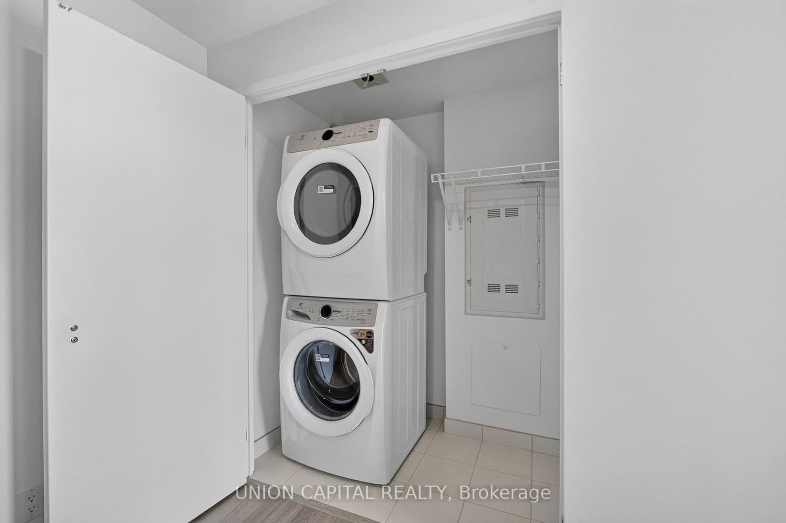 1660 Bloor Street W, Unit 910 thumbnail 26