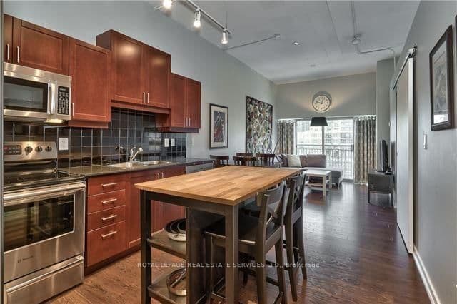 2 Fieldway Road, Unit 316 thumbnail 4