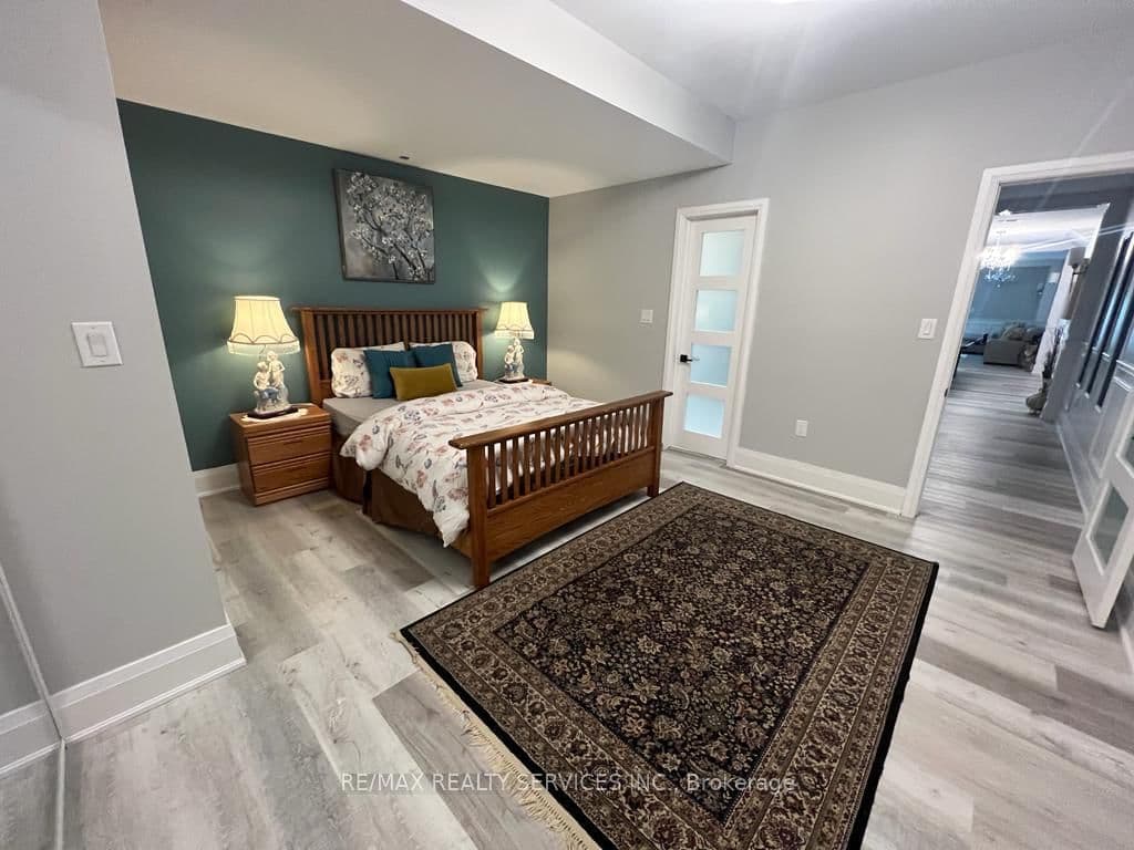 20 Malaspina Close, Unit Bsmt thumbnail 6