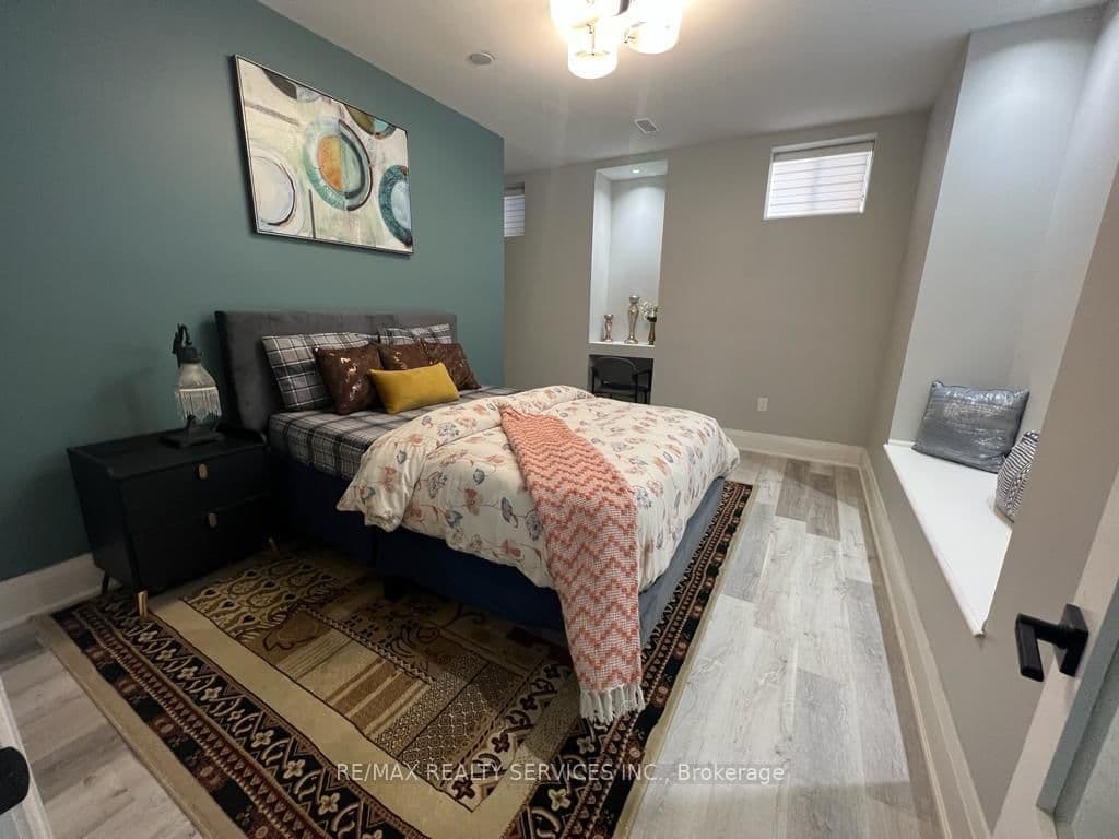 20 Malaspina Close, Unit Bsmt thumbnail 8
