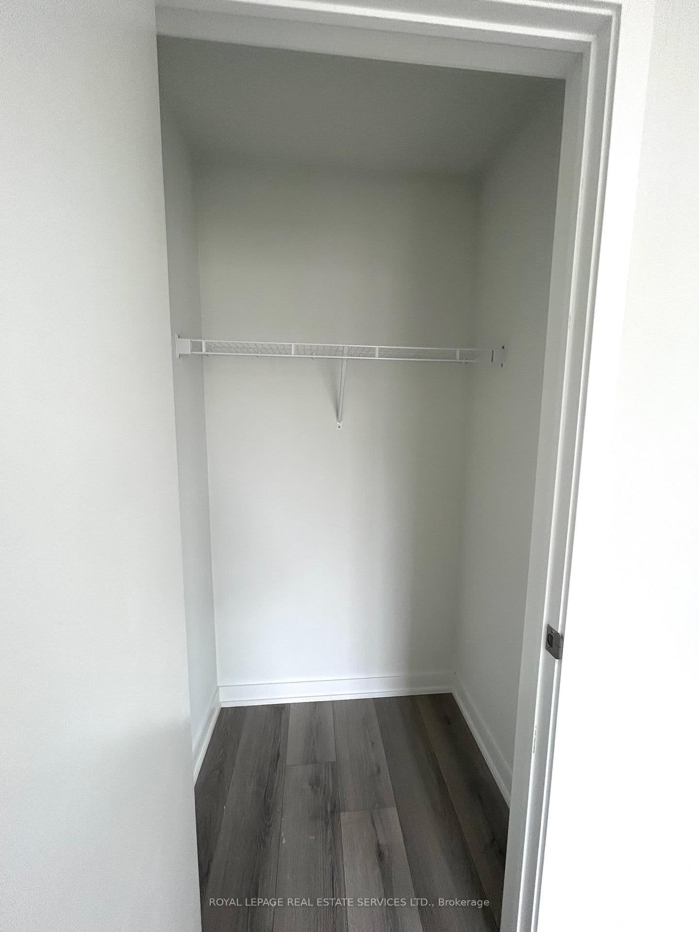 3405 Ridgeway Drive E, Unit 18 thumbnail 15