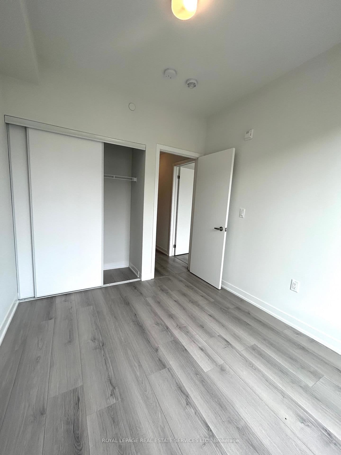 3405 Ridgeway Drive E, Unit 18 thumbnail 19