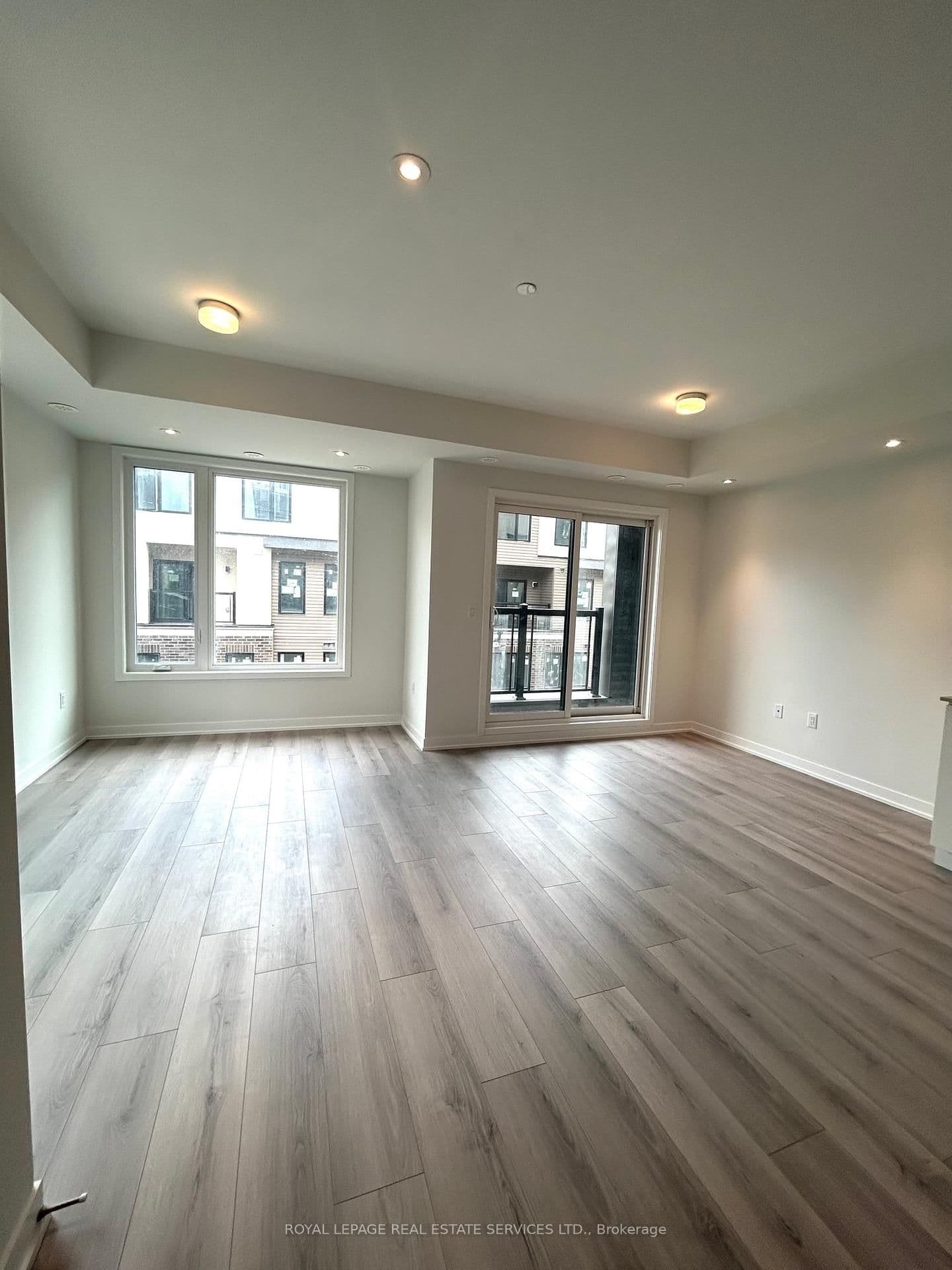 3405 Ridgeway Drive E, Unit 18 thumbnail 6