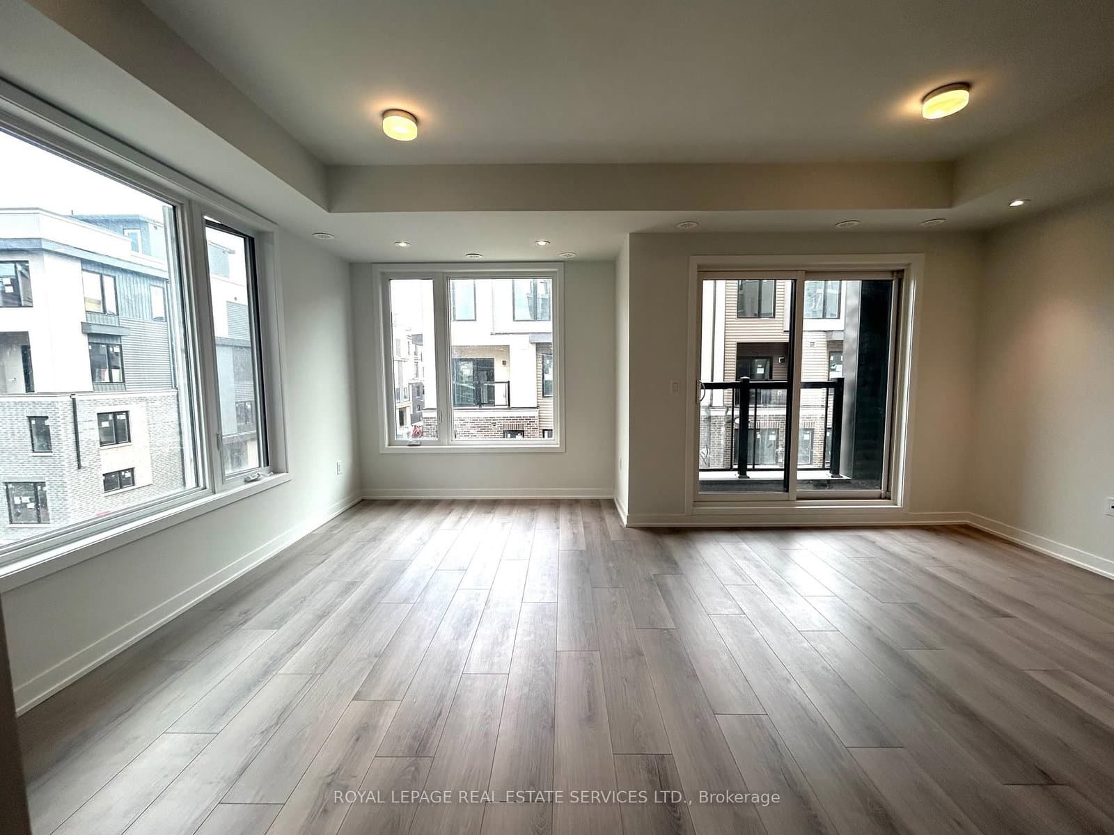 3405 Ridgeway Drive E, Unit 18 thumbnail 9