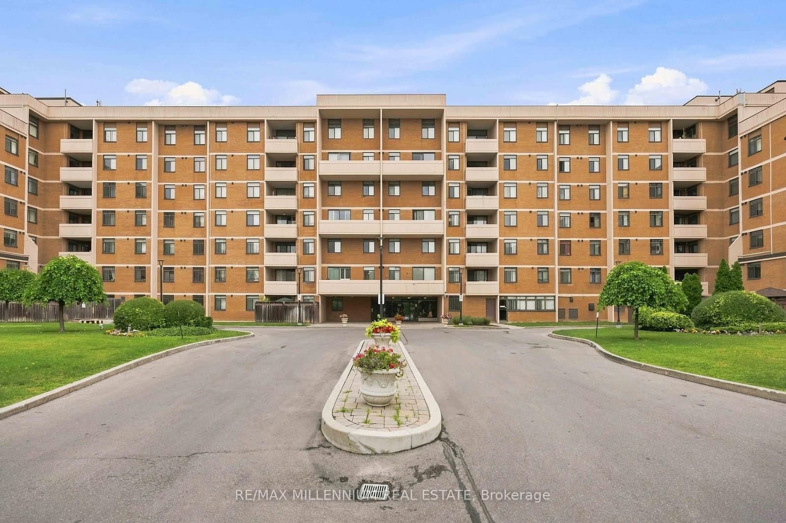 2645 Jane Street, Unit 126 thumbnail 2