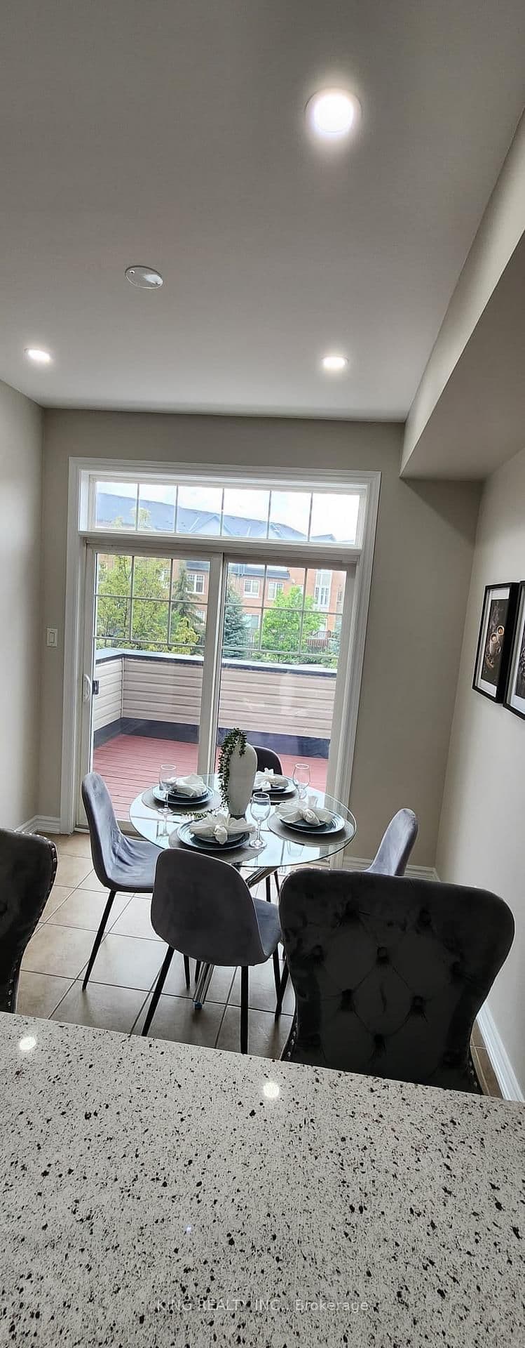 86 Magdalene Crescent S thumbnail 37