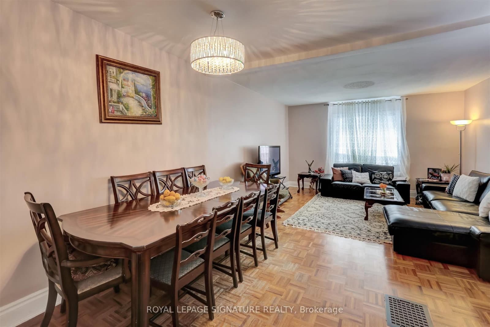 3142 Dundas Street W thumbnail 6