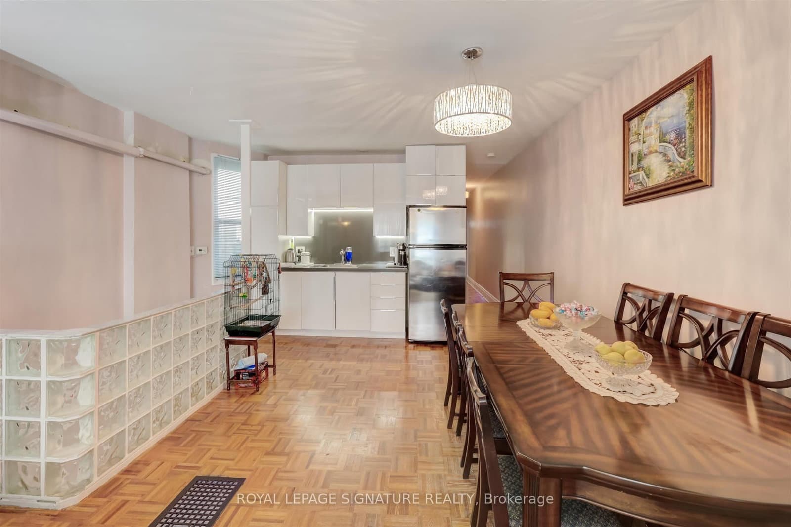 3142 Dundas Street W thumbnail 7
