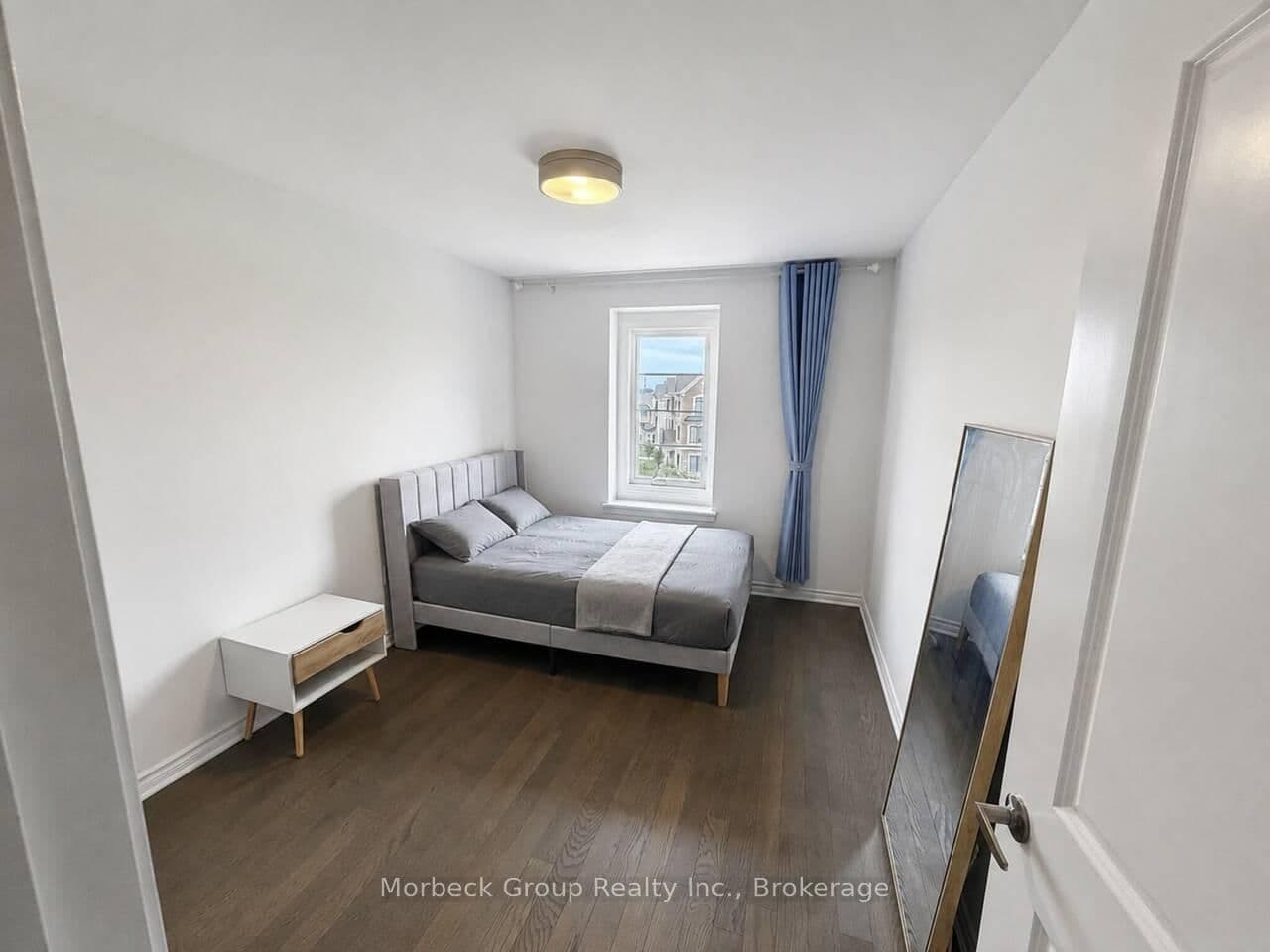 3042 Merrick Road thumbnail 11