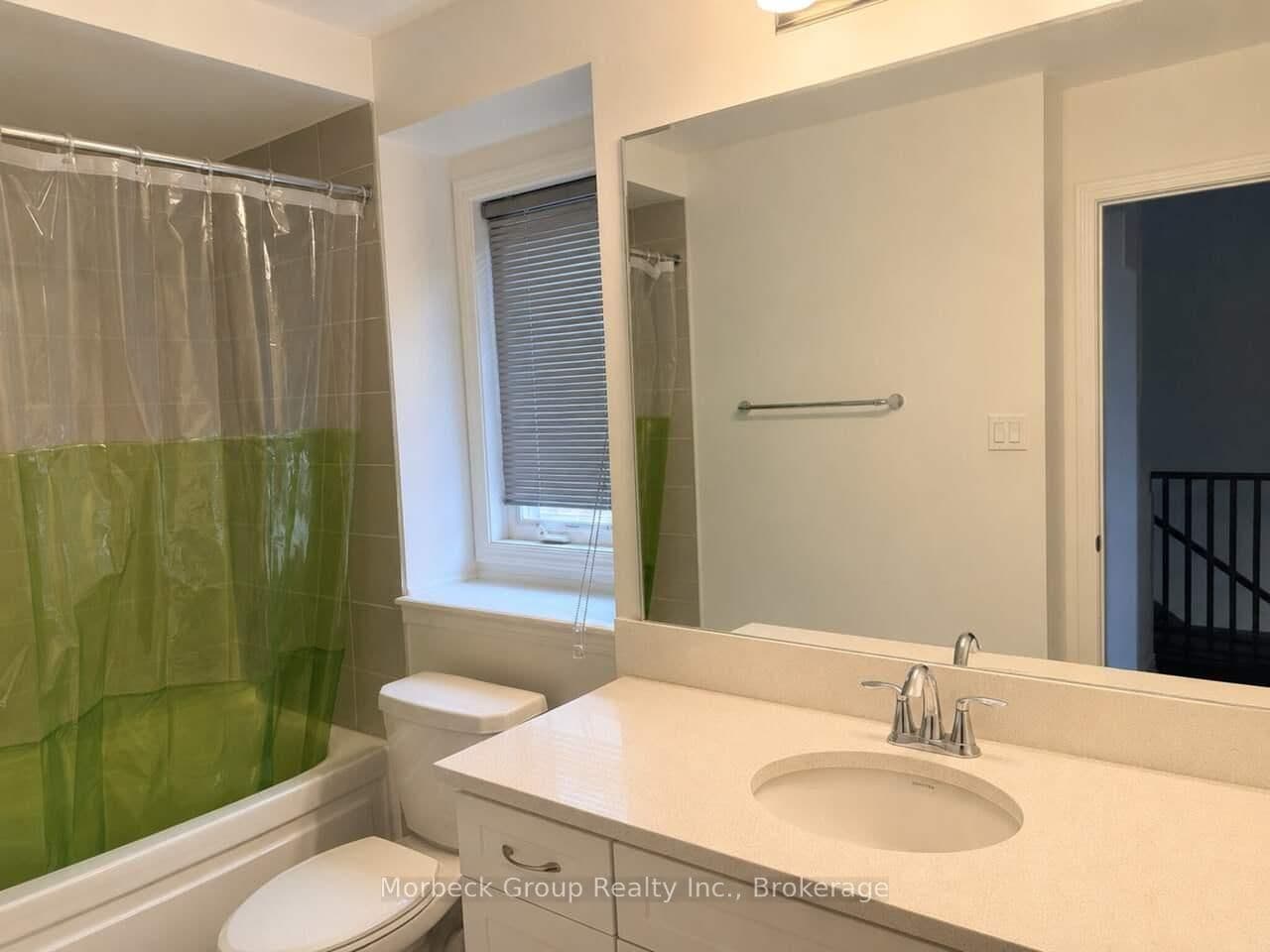 3042 Merrick Road thumbnail 14