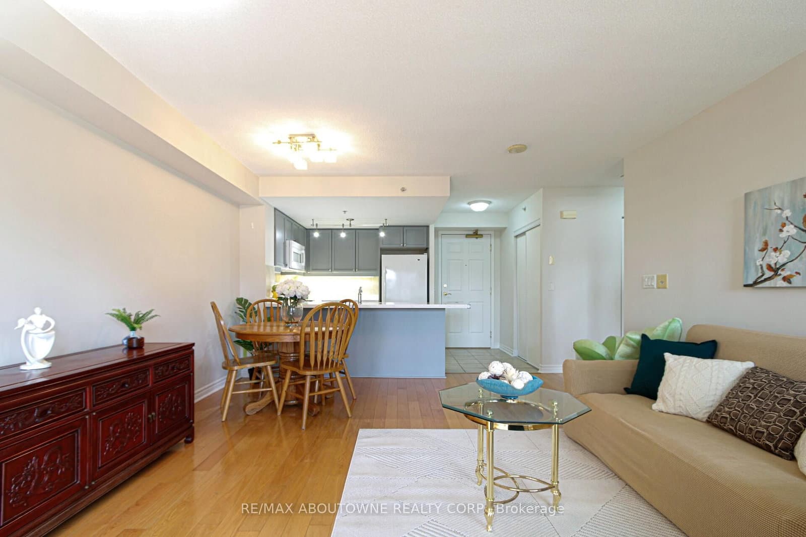 350 Princess Royal Drive, Unit 1002 thumbnail 9