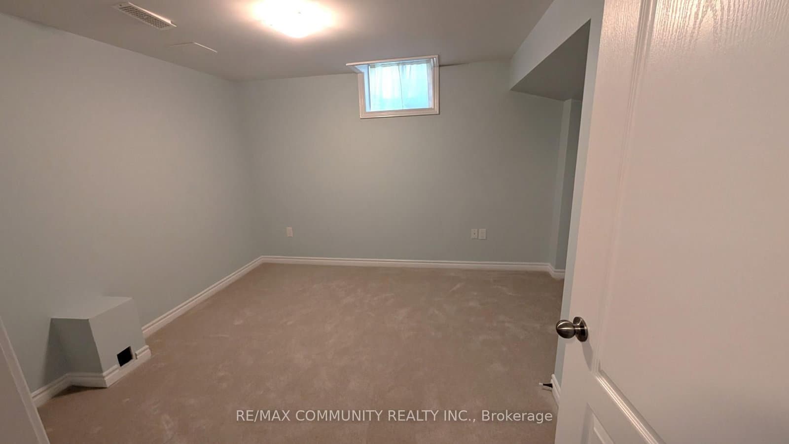 324 Father Tobin Road, Unit Basement thumbnail 9