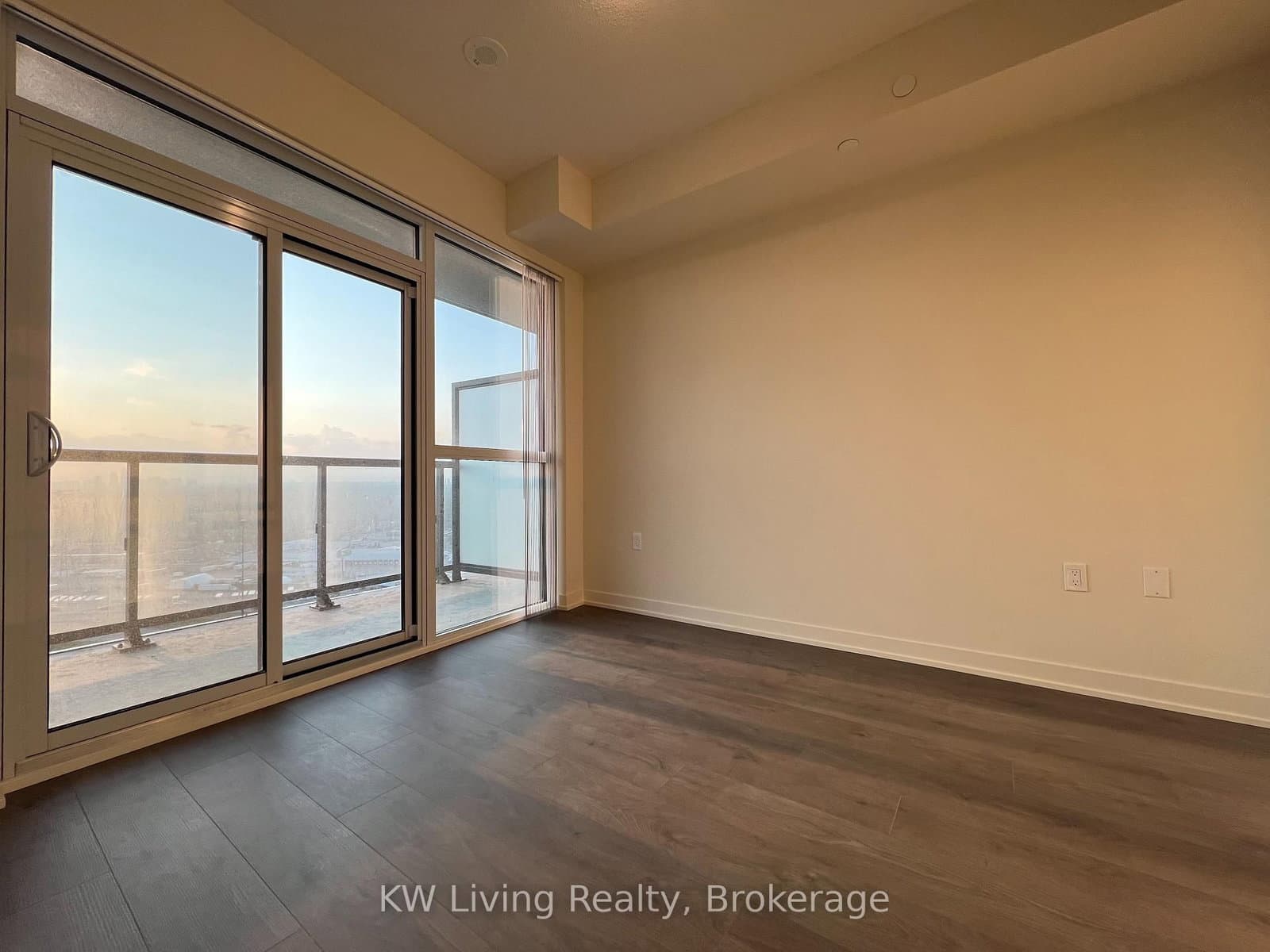 38 Annie Craig Drive, Unit 2410 thumbnail 11