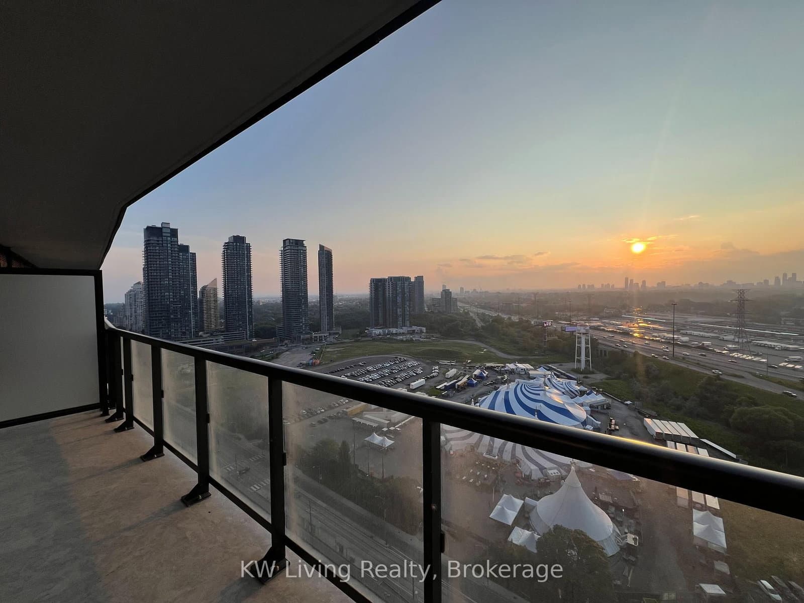 38 Annie Craig Drive, Unit 2410 thumbnail 19